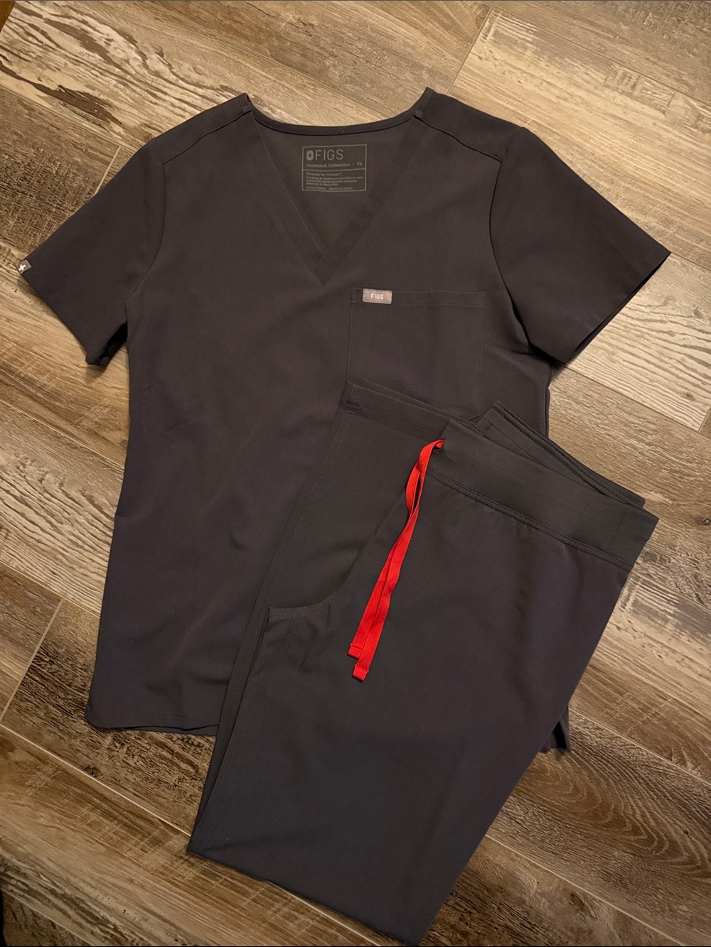 Figs Charcoal Gery Scrub Set with Red Drawstring Accent